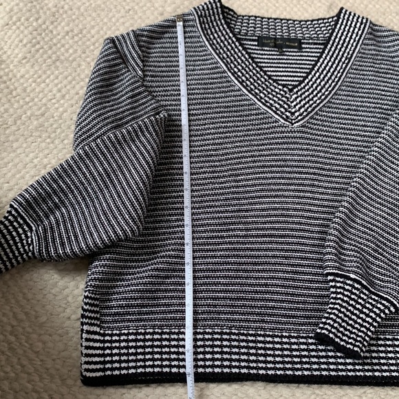 House of Harlow 1960 Revolve V neck striped sweater S - Picture 6 of 8
